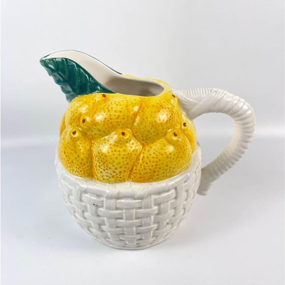 Cardinal Vintage White Yellow Lemon Pitcher 1994 7 x 8"